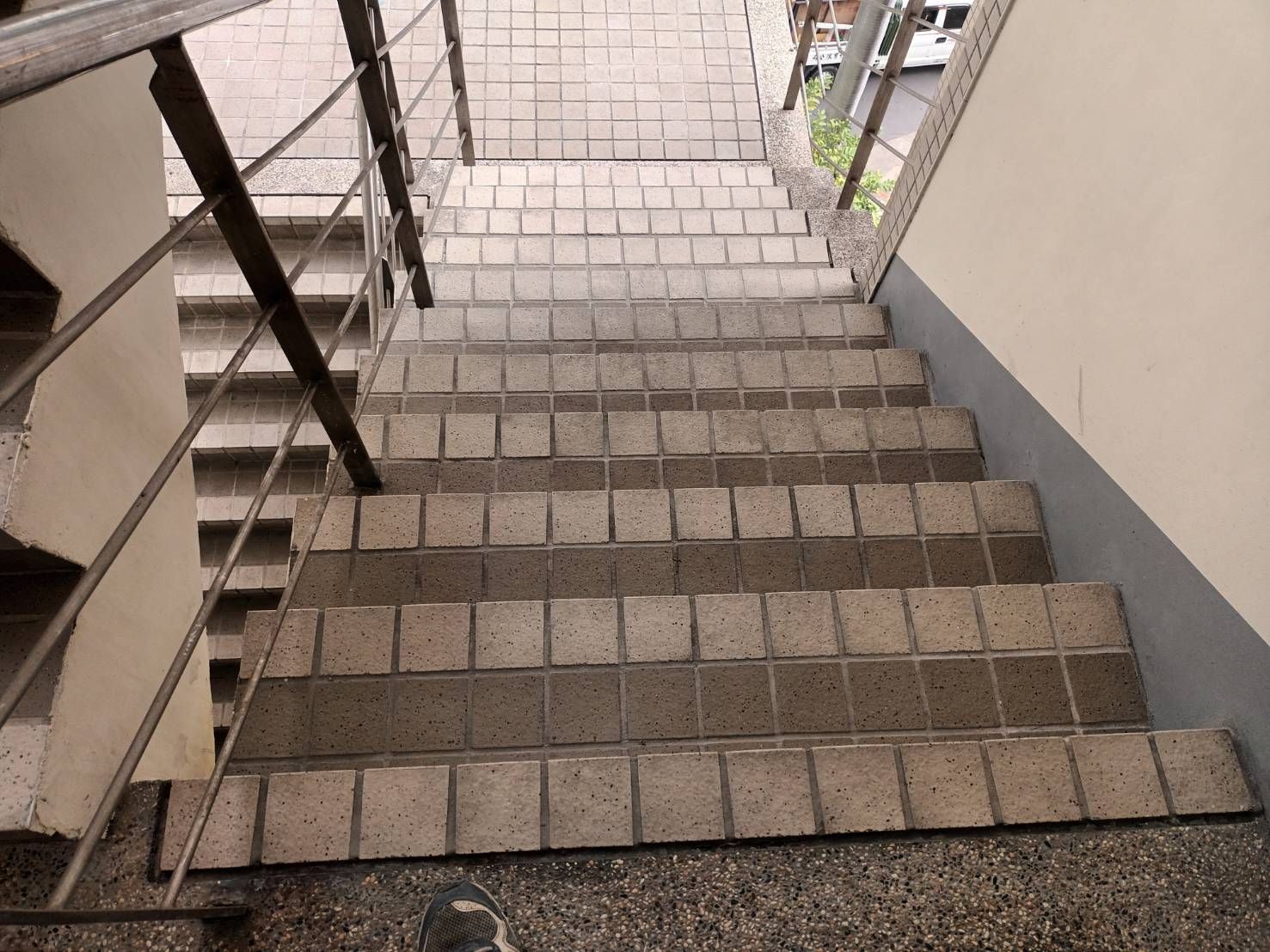 樓梯清潔-後